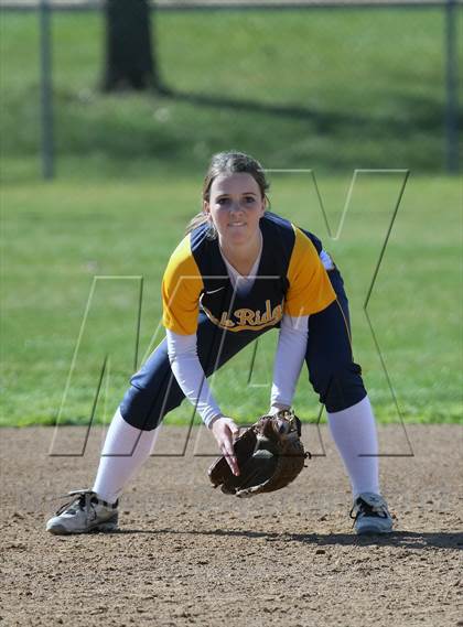 Thumbnail 1 in Del Campo vs Oak Ridge (Victory Pre-Season T.O.C.) photogallery.