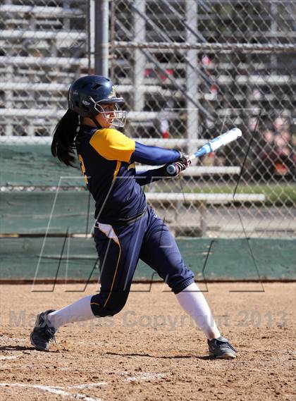 Thumbnail 2 in Del Campo vs Oak Ridge (Victory Pre-Season T.O.C.) photogallery.