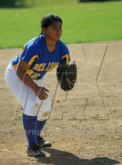 Thumbnail 2 in Del Campo vs Oak Ridge (Victory Pre-Season T.O.C.) photogallery.