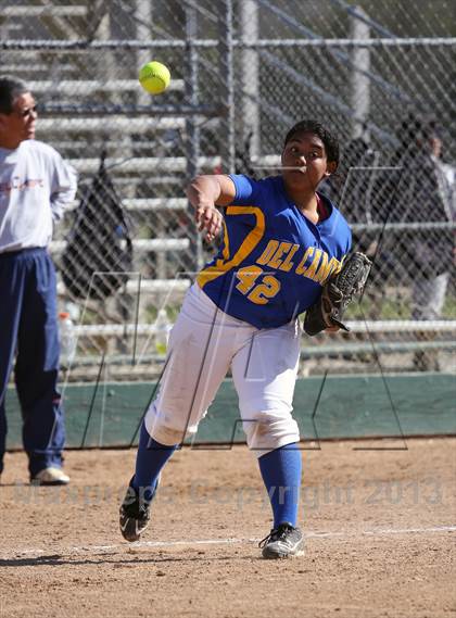 Thumbnail 3 in Del Campo vs Oak Ridge (Victory Pre-Season T.O.C.) photogallery.