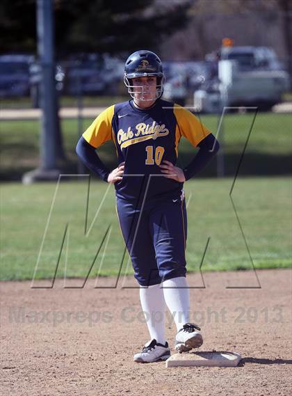 Thumbnail 3 in Del Campo vs Oak Ridge (Victory Pre-Season T.O.C.) photogallery.