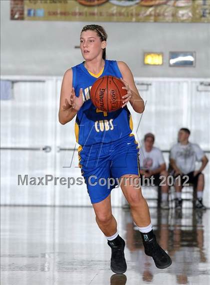 Thumbnail 3 in Anderson vs. West Valley (CIF NS D4 Final) photogallery.