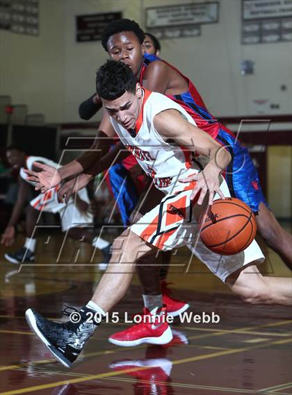 Thumbnail 2 in Peekskill vs White Plains (4th Annual Harrison Booster Club Tournament) photogallery.