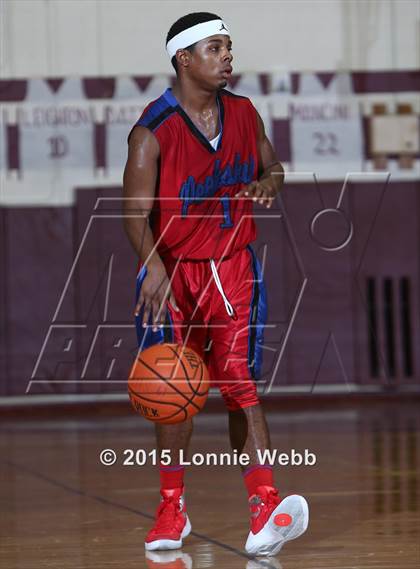 Thumbnail 2 in Peekskill vs White Plains (4th Annual Harrison Booster Club Tournament) photogallery.