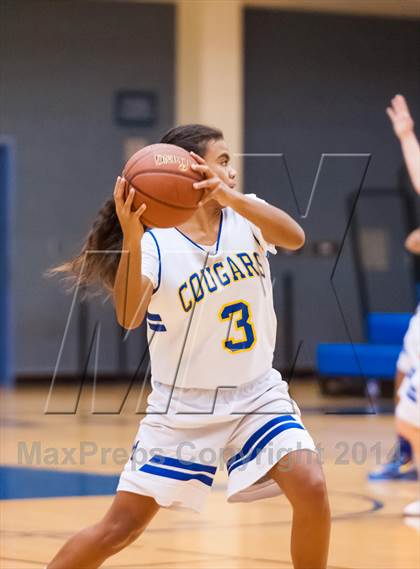 Thumbnail 2 in JV: American @ Newark Memorial photogallery.