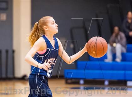 Thumbnail 2 in JV: American @ Newark Memorial photogallery.