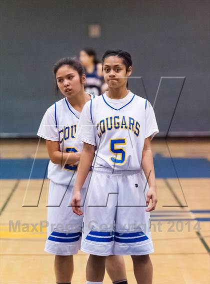 Thumbnail 2 in JV: American @ Newark Memorial photogallery.