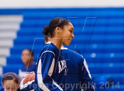 Thumbnail 3 in JV: American @ Newark Memorial photogallery.