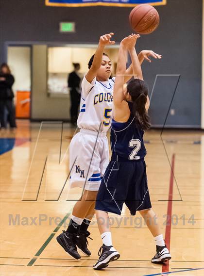 Thumbnail 3 in JV: American @ Newark Memorial photogallery.