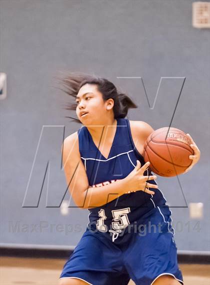 Thumbnail 2 in JV: American @ Newark Memorial photogallery.
