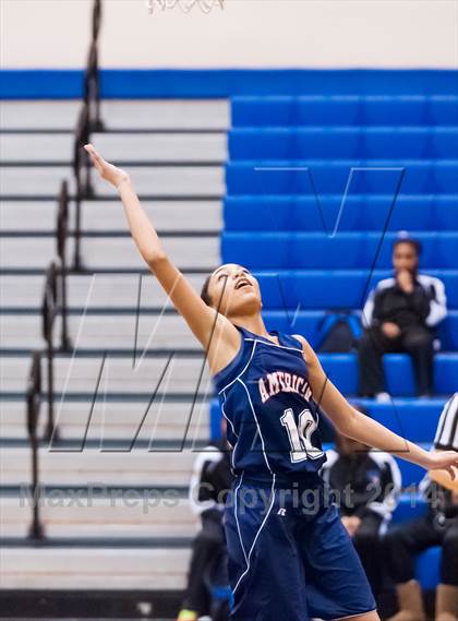 Thumbnail 2 in JV: American @ Newark Memorial photogallery.