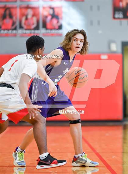 Thumbnail 1 in Ridge Point vs Fort Bend Travis photogallery.