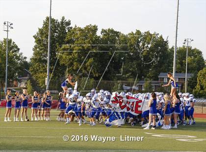 Thumbnail 3 in Simon Kenton @ Dixie photogallery.
