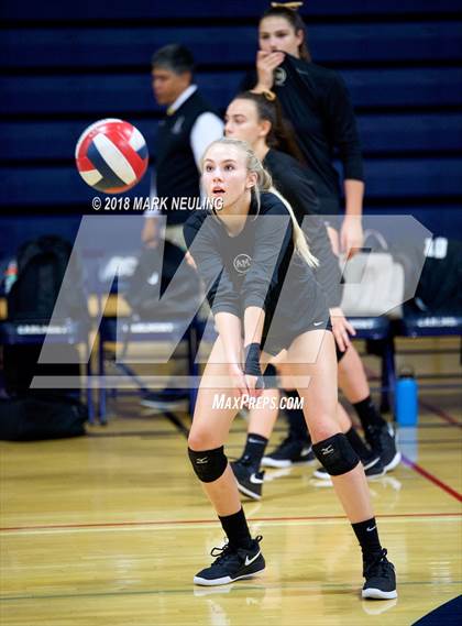 Thumbnail 1 in Archbishop Mitty @ Carlmont photogallery.