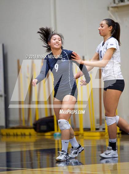 Thumbnail 1 in Archbishop Mitty @ Carlmont photogallery.