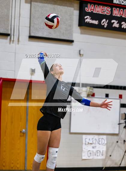 Thumbnail 2 in South Lakes @ James Madison (VHSL Class 6, Region D, Semi-Final) photogallery.