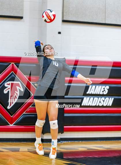 Thumbnail 3 in South Lakes @ James Madison (VHSL Class 6, Region D, Semi-Final) photogallery.