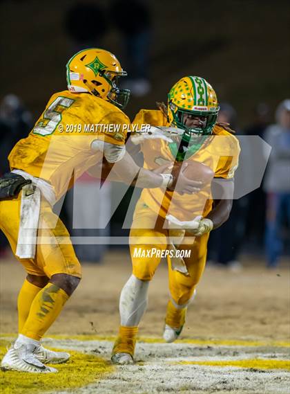 Thumbnail 2 in Richmond vs. Myers Park (NCHSAA 4AA 3rd Round Playoff) photogallery.