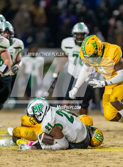 Thumbnail 3 in Richmond vs. Myers Park (NCHSAA 4AA 3rd Round Playoff) photogallery.