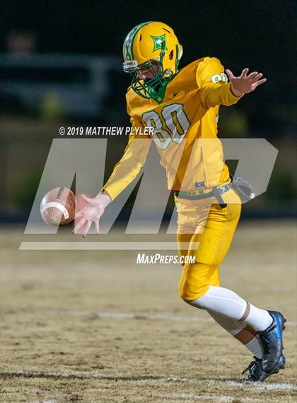 Thumbnail 2 in Richmond vs. Myers Park (NCHSAA 4AA 3rd Round Playoff) photogallery.