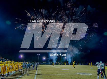 Thumbnail 3 in Richmond vs. Myers Park (NCHSAA 4AA 3rd Round Playoff) photogallery.
