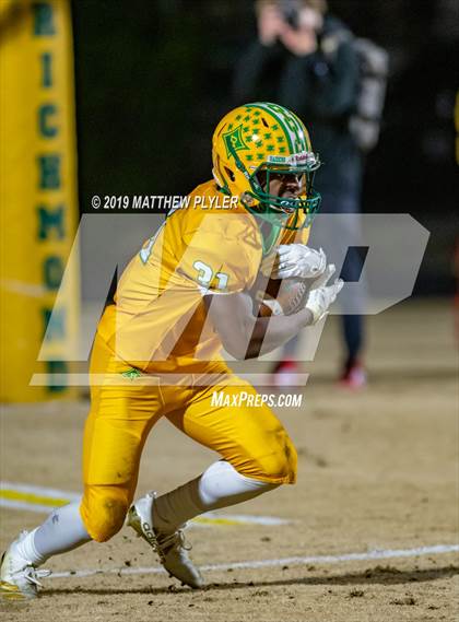 Thumbnail 3 in Richmond vs. Myers Park (NCHSAA 4AA 3rd Round Playoff) photogallery.