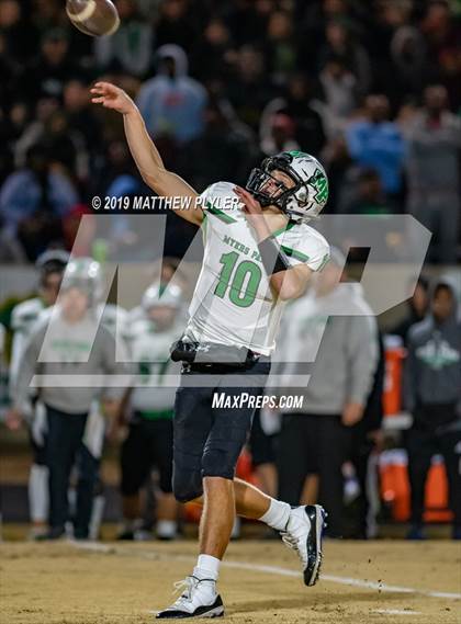 Thumbnail 2 in Richmond vs. Myers Park (NCHSAA 4AA 3rd Round Playoff) photogallery.