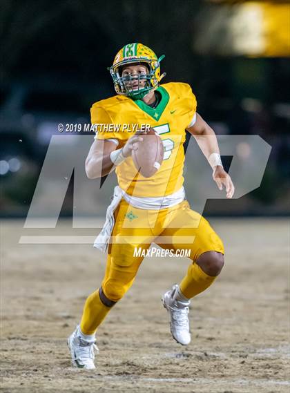Thumbnail 3 in Richmond vs. Myers Park (NCHSAA 4AA 3rd Round Playoff) photogallery.