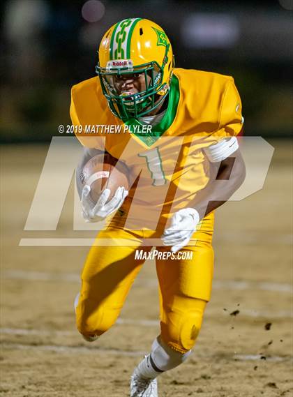 Thumbnail 2 in Richmond vs. Myers Park (NCHSAA 4AA 3rd Round Playoff) photogallery.