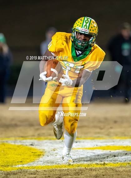 Thumbnail 2 in Richmond vs. Myers Park (NCHSAA 4AA 3rd Round Playoff) photogallery.