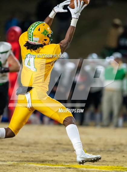 Thumbnail 2 in Richmond vs. Myers Park (NCHSAA 4AA 3rd Round Playoff) photogallery.