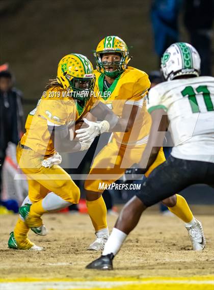 Thumbnail 3 in Richmond vs. Myers Park (NCHSAA 4AA 3rd Round Playoff) photogallery.