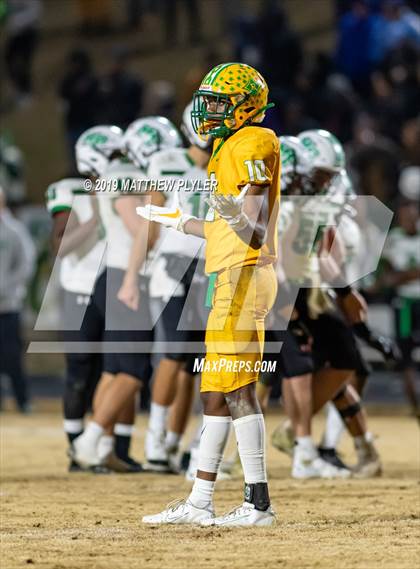 Thumbnail 2 in Richmond vs. Myers Park (NCHSAA 4AA 3rd Round Playoff) photogallery.