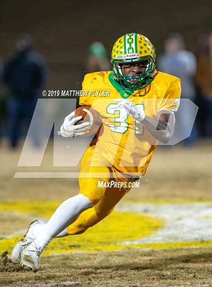 Thumbnail 2 in Richmond vs. Myers Park (NCHSAA 4AA 3rd Round Playoff) photogallery.