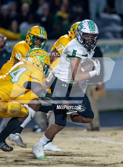 Thumbnail 2 in Richmond vs. Myers Park (NCHSAA 4AA 3rd Round Playoff) photogallery.