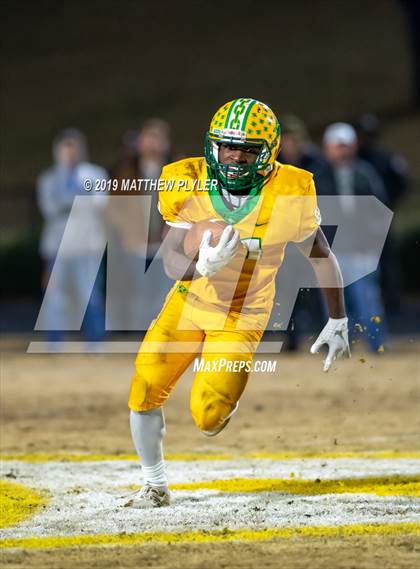 Thumbnail 3 in Richmond vs. Myers Park (NCHSAA 4AA 3rd Round Playoff) photogallery.