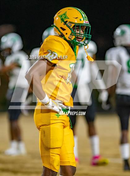 Thumbnail 2 in Richmond vs. Myers Park (NCHSAA 4AA 3rd Round Playoff) photogallery.