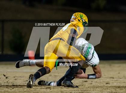 Thumbnail 2 in Richmond vs. Myers Park (NCHSAA 4AA 3rd Round Playoff) photogallery.