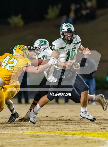 Thumbnail 3 in Richmond vs. Myers Park (NCHSAA 4AA 3rd Round Playoff) photogallery.