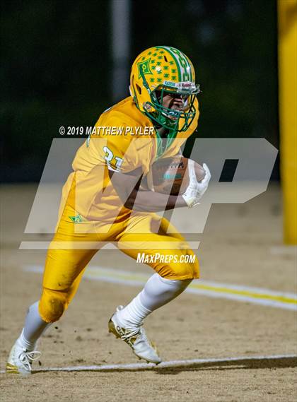 Thumbnail 3 in Richmond vs. Myers Park (NCHSAA 4AA 3rd Round Playoff) photogallery.