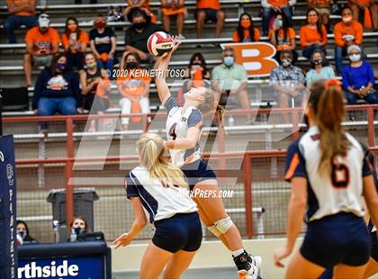 Thumbnail 3 in Brandeis @ O'Connor photogallery.