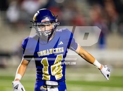 Thumbnail 3 in Shiner vs Mt. Enterprise (UIL 2A D2 Football Semifinals) photogallery.