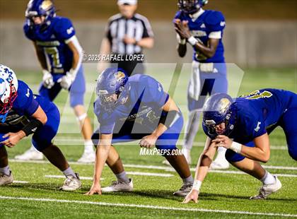 Thumbnail 2 in Shiner vs Mt. Enterprise (UIL 2A D2 Football Semifinals) photogallery.