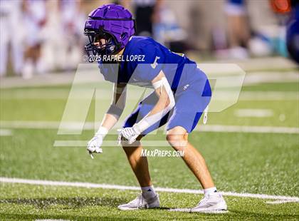 Thumbnail 1 in Shiner vs Mt. Enterprise (UIL 2A D2 Football Semifinals) photogallery.