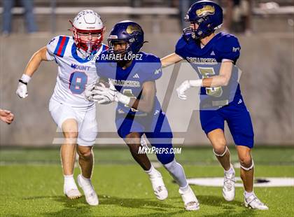 Thumbnail 2 in Shiner vs Mt. Enterprise (UIL 2A D2 Football Semifinals) photogallery.