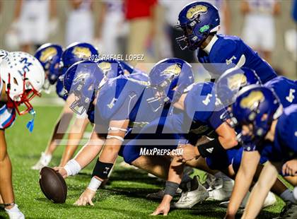 Thumbnail 1 in Shiner vs Mt. Enterprise (UIL 2A D2 Football Semifinals) photogallery.