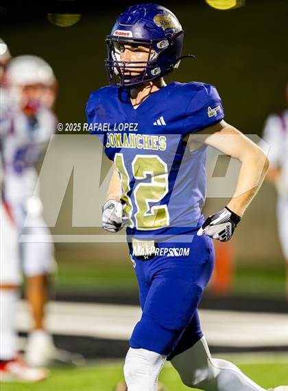 Thumbnail 3 in Shiner vs Mt. Enterprise (UIL 2A D2 Football Semifinals) photogallery.