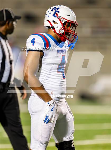 Thumbnail 1 in Shiner vs Mt. Enterprise (UIL 2A D2 Football Semifinals) photogallery.