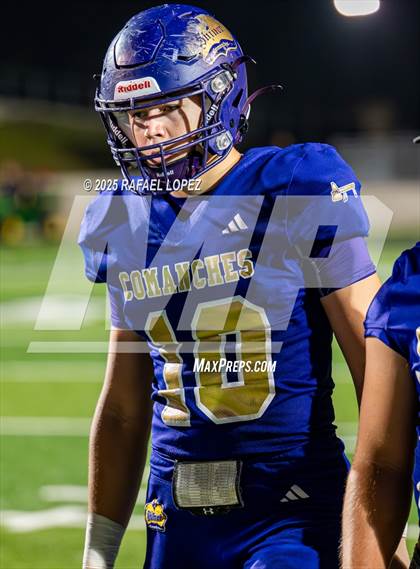 Thumbnail 1 in Shiner vs Mt. Enterprise (UIL 2A D2 Football Semifinals) photogallery.