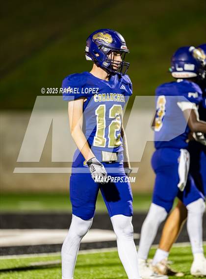 Thumbnail 1 in Shiner vs Mt. Enterprise (UIL 2A D2 Football Semifinals) photogallery.